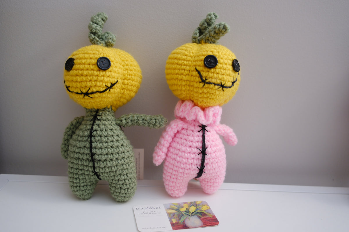 Crochet Pumpkin Monster Plush-Green outfit