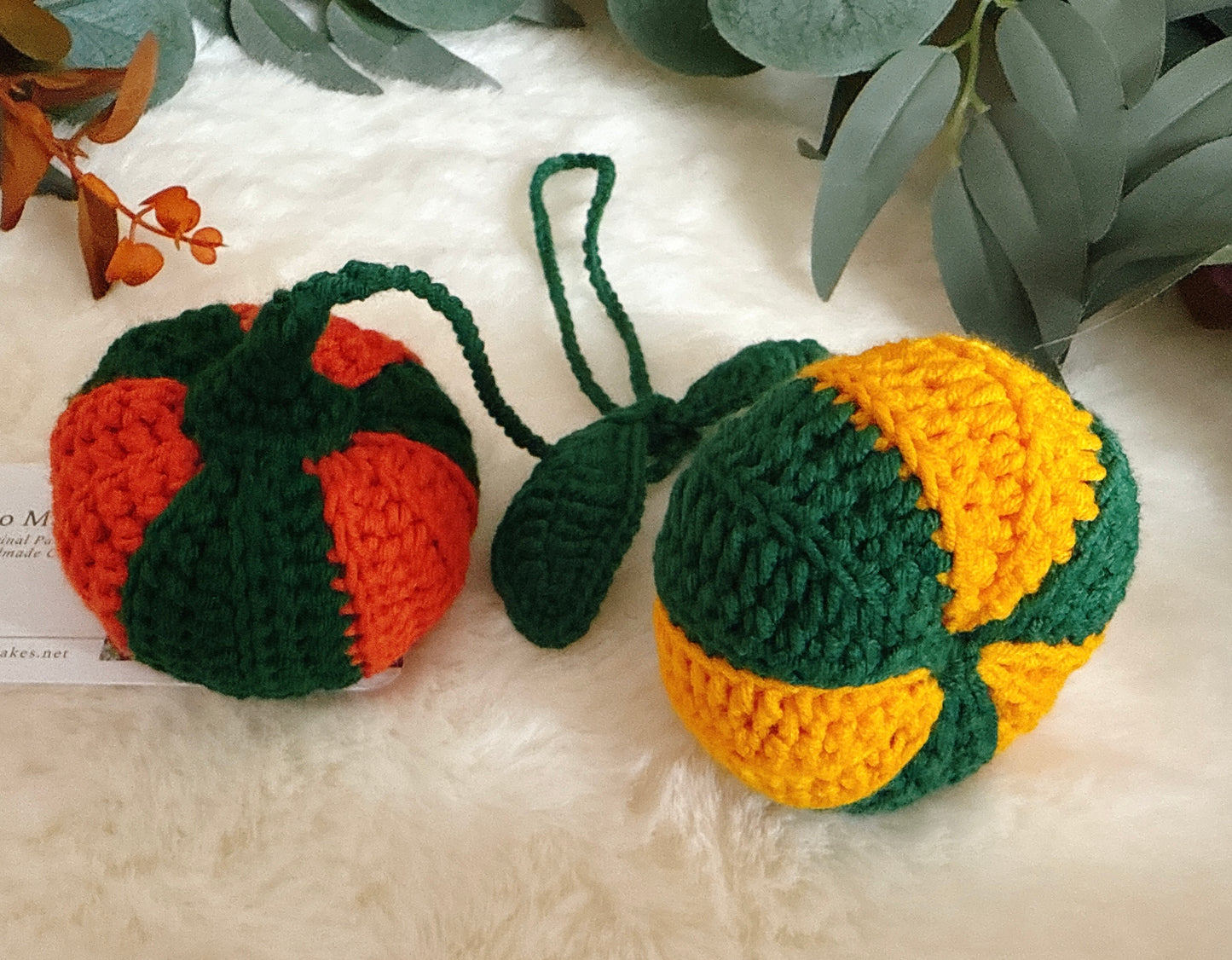 Pumpkin Pair à la Mode: Yellow x Dark Orange