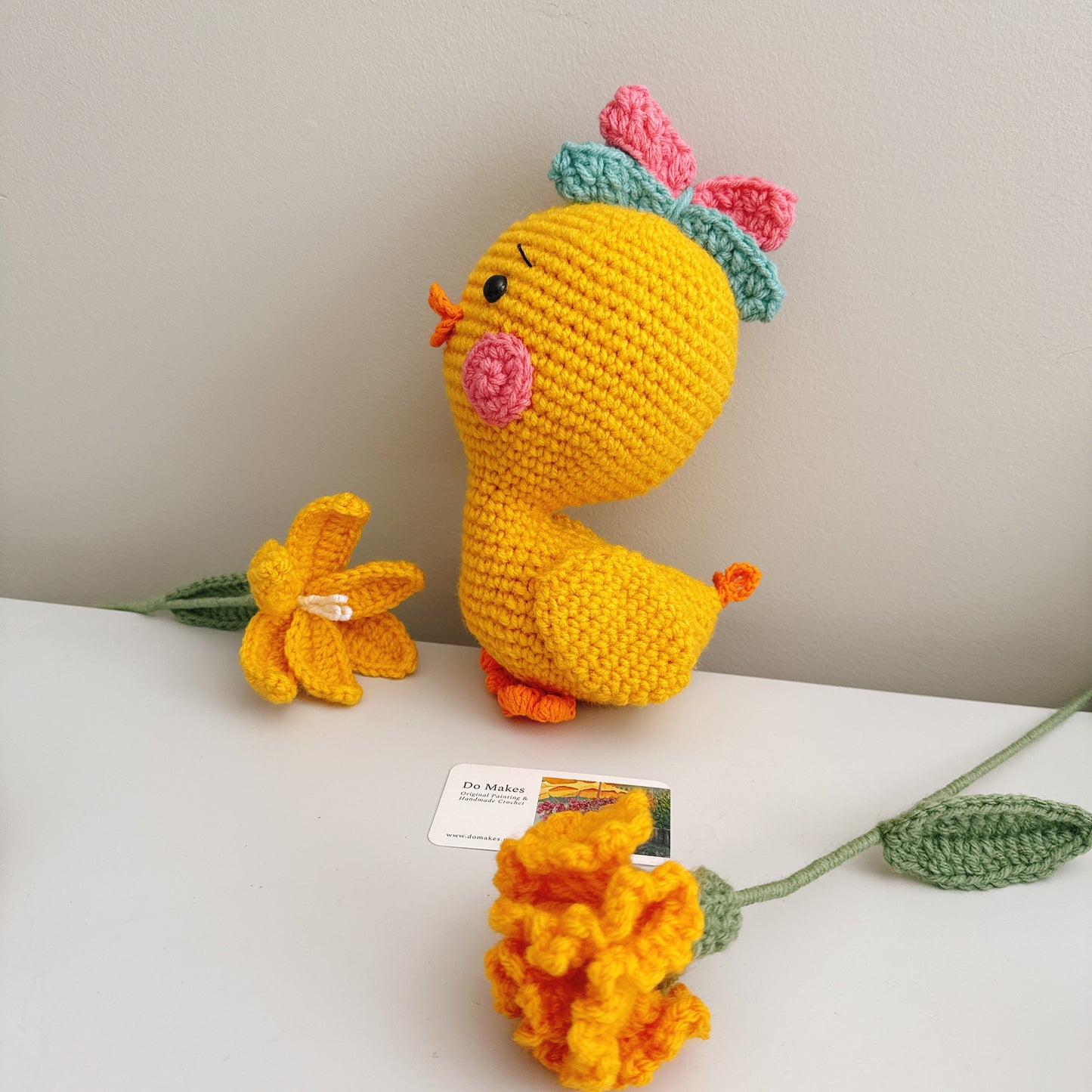 Duck with bow