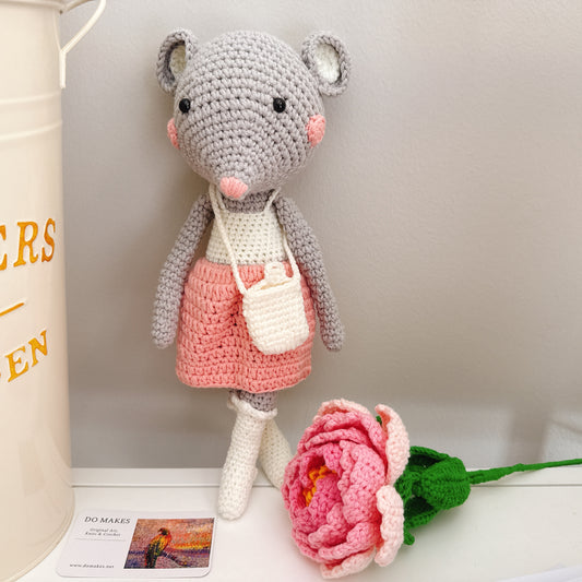 Crochet Mouse - Pink outfit