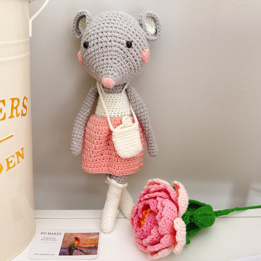 Crochet Mouse - Pink outfit