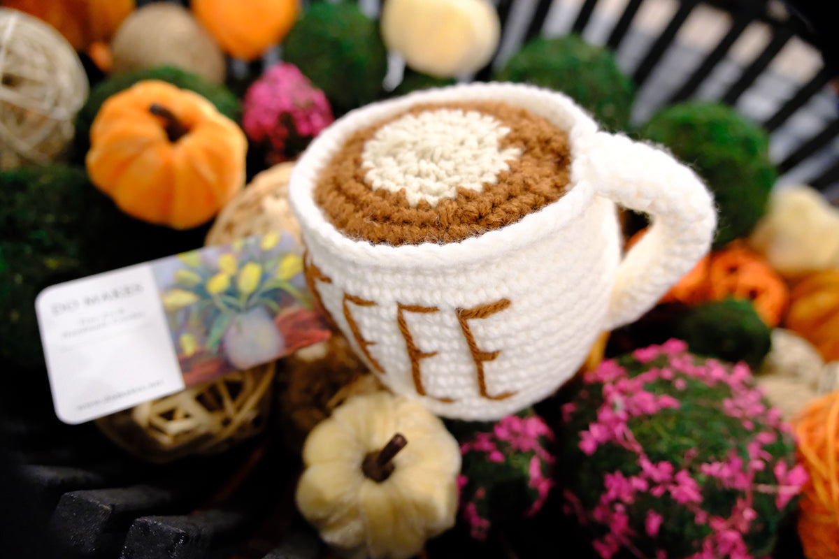 Crochet coffee cup